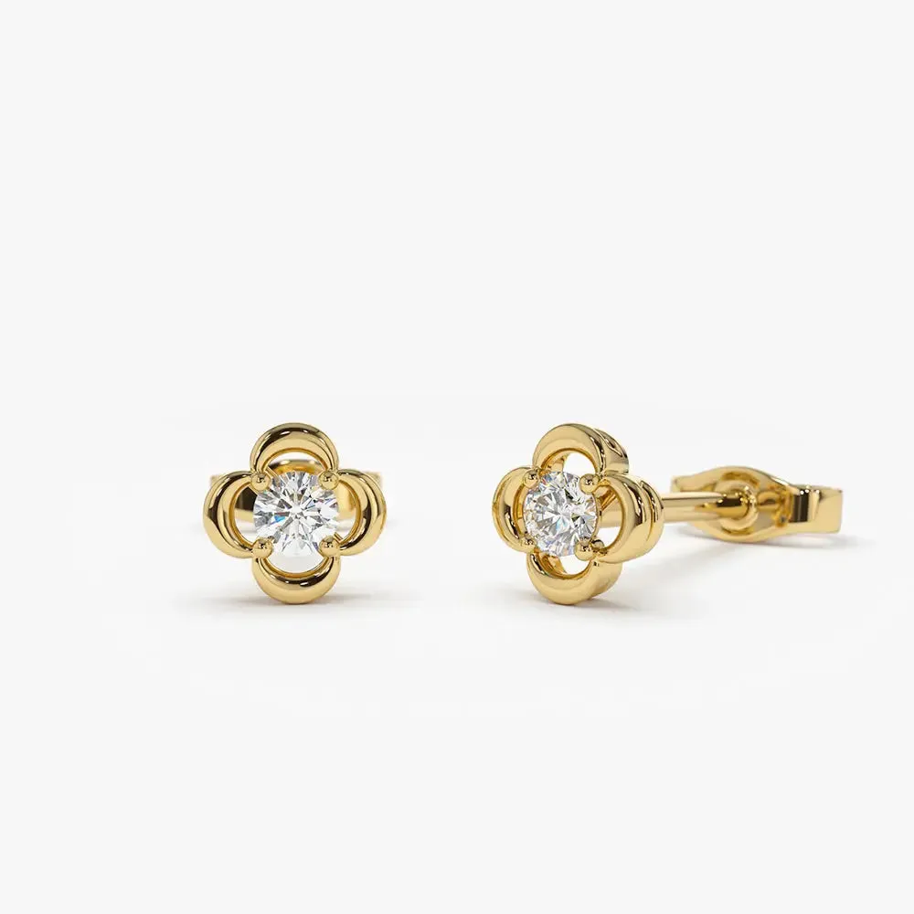 0.14CTW Diamond Flower Clover Stud Earrings