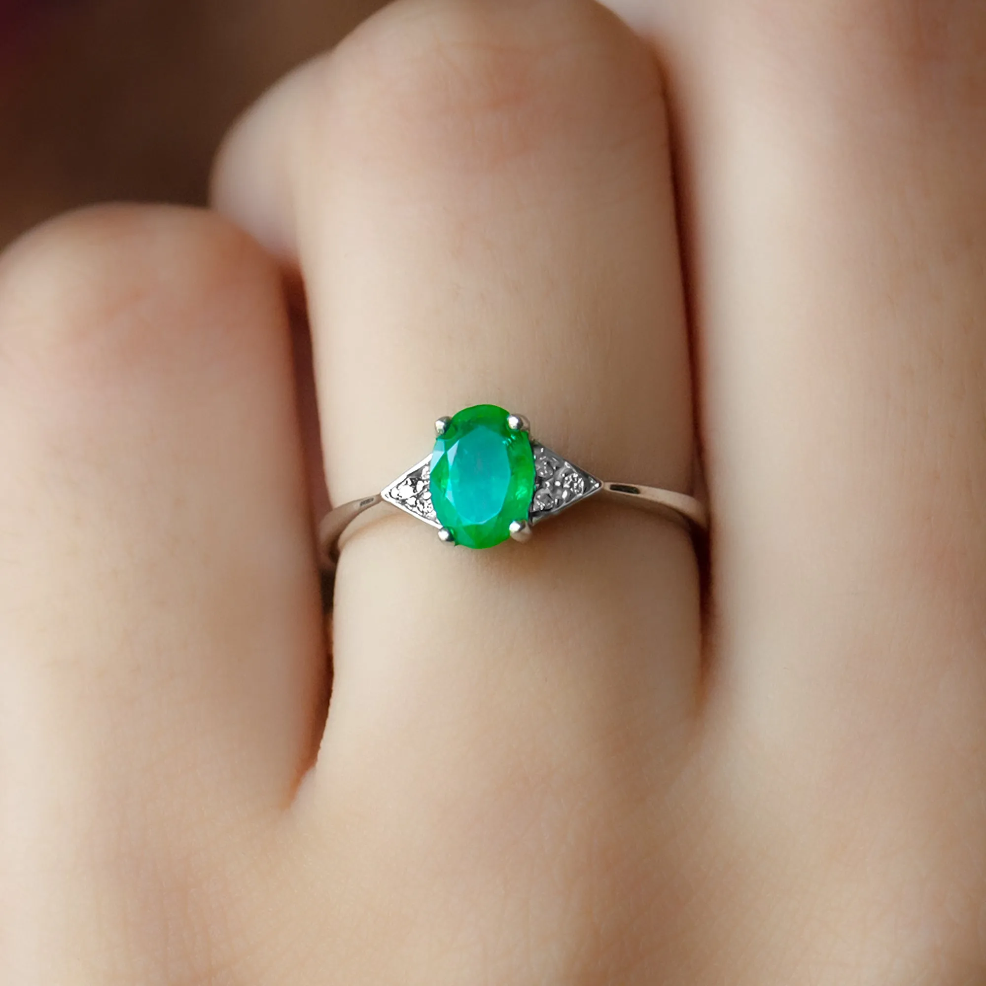 3/4 CT Oval Emerald Engagement Ring with Diamond Trio