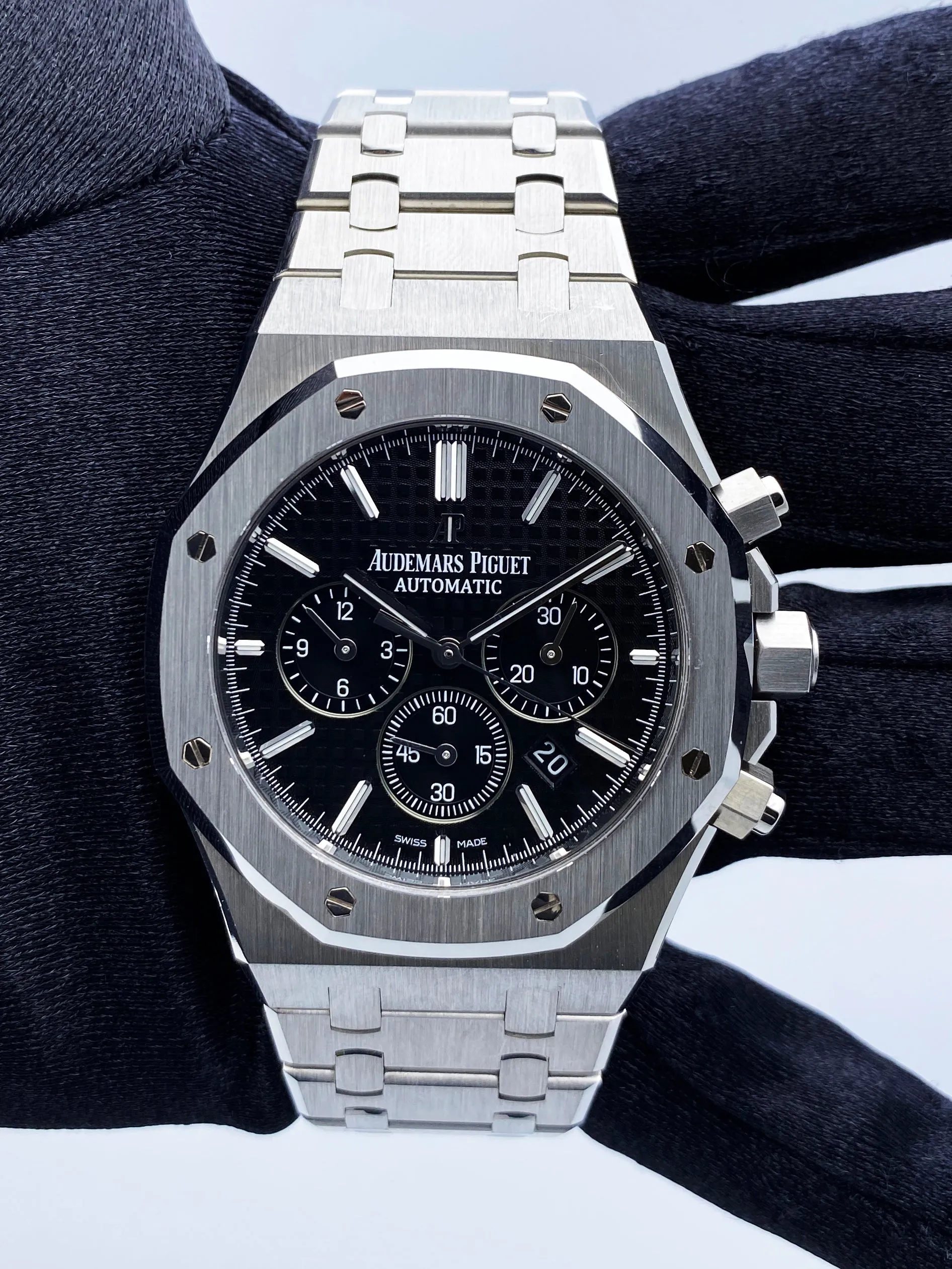 Audemars Piguet Royal Oak 26320ST Black Dial Mens Watch