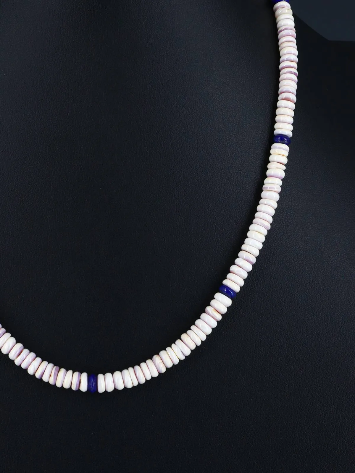 Navajo Single Strand Wampum Shell and Lapis Necklace