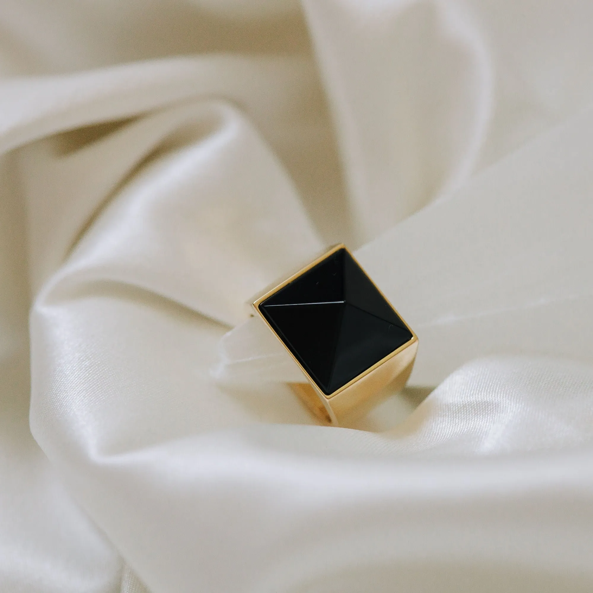 Pyramid Ring - Onyx Medium