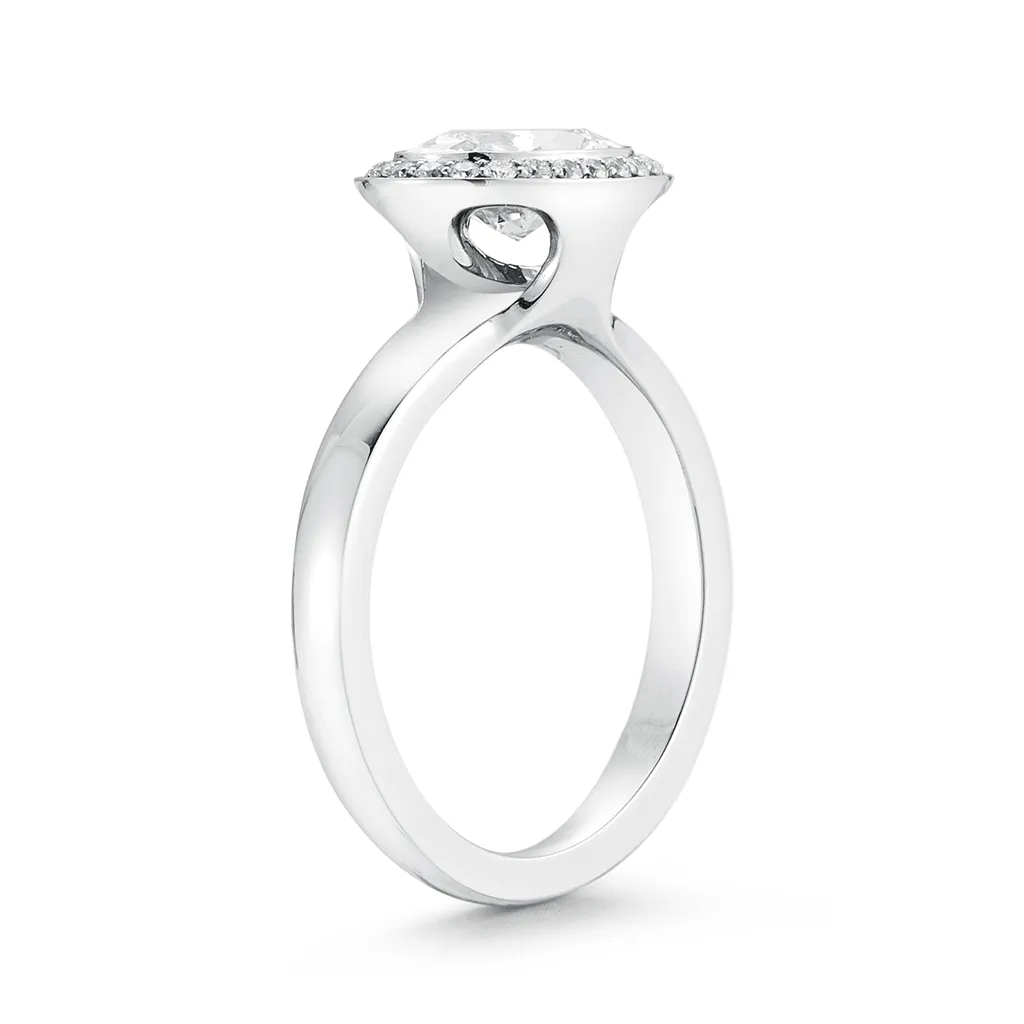 Steller Oval Diamond Engagement Ring